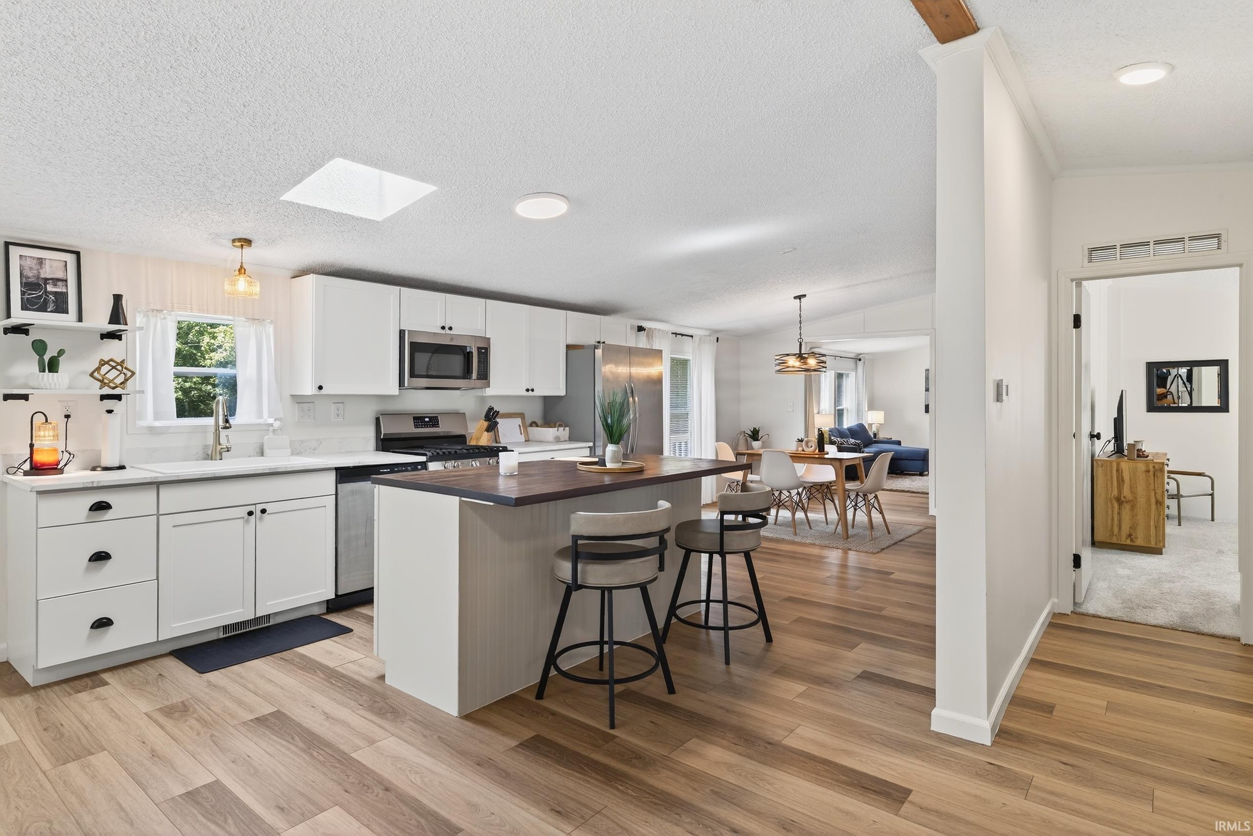 5810 Cardwell Road Bloomington, IN 47403 - Photo 9 of 34