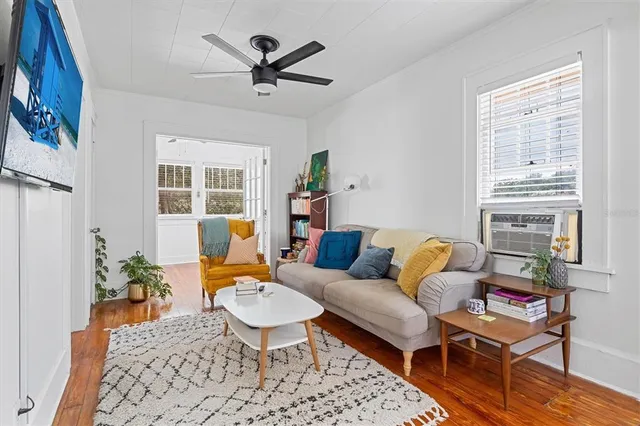 $525,000 | 723 7th Avenue North, St. Petersburg, FL 33701