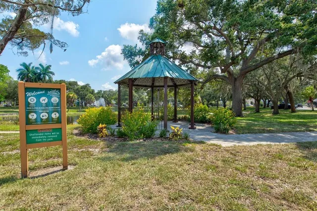 $525,000 | 723 7th Avenue North, St. Petersburg, FL 33701