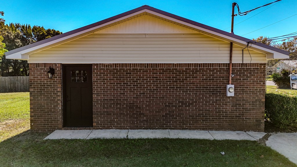 307 Caladium Road Taylor, AL 36301 - Photo 5 of 18