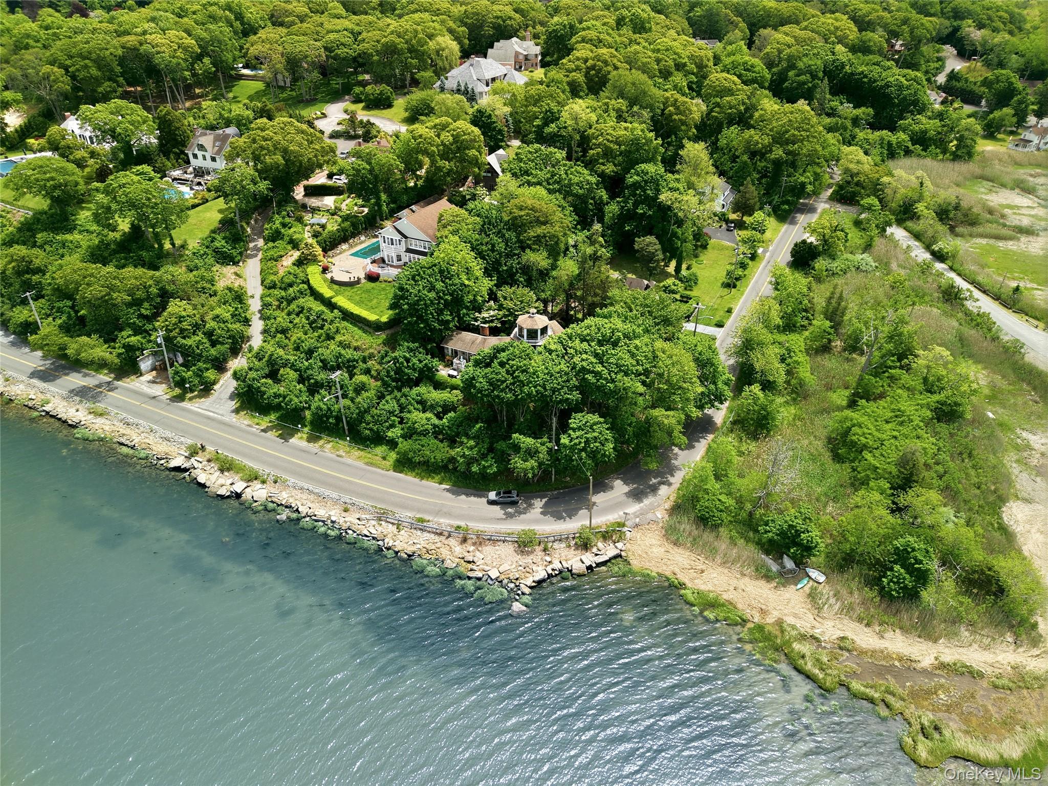 195 Shore Road Mount Sinai, NY 11766 - Photo 44 of 50