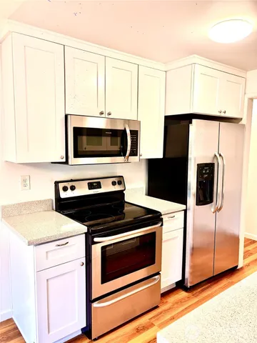 $429,950 | 19414 Aurora Avenue North, Unit 107, Shoreline, WA 98133