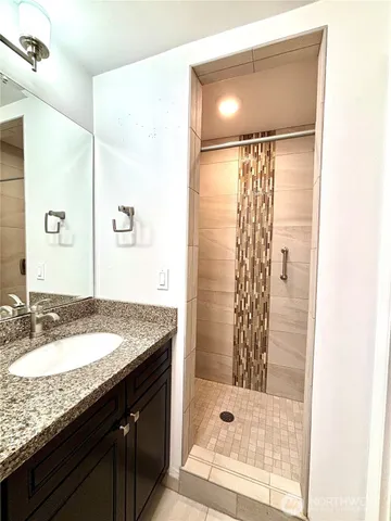 $429,950 | 19414 Aurora Avenue North, Unit 107, Shoreline, WA 98133