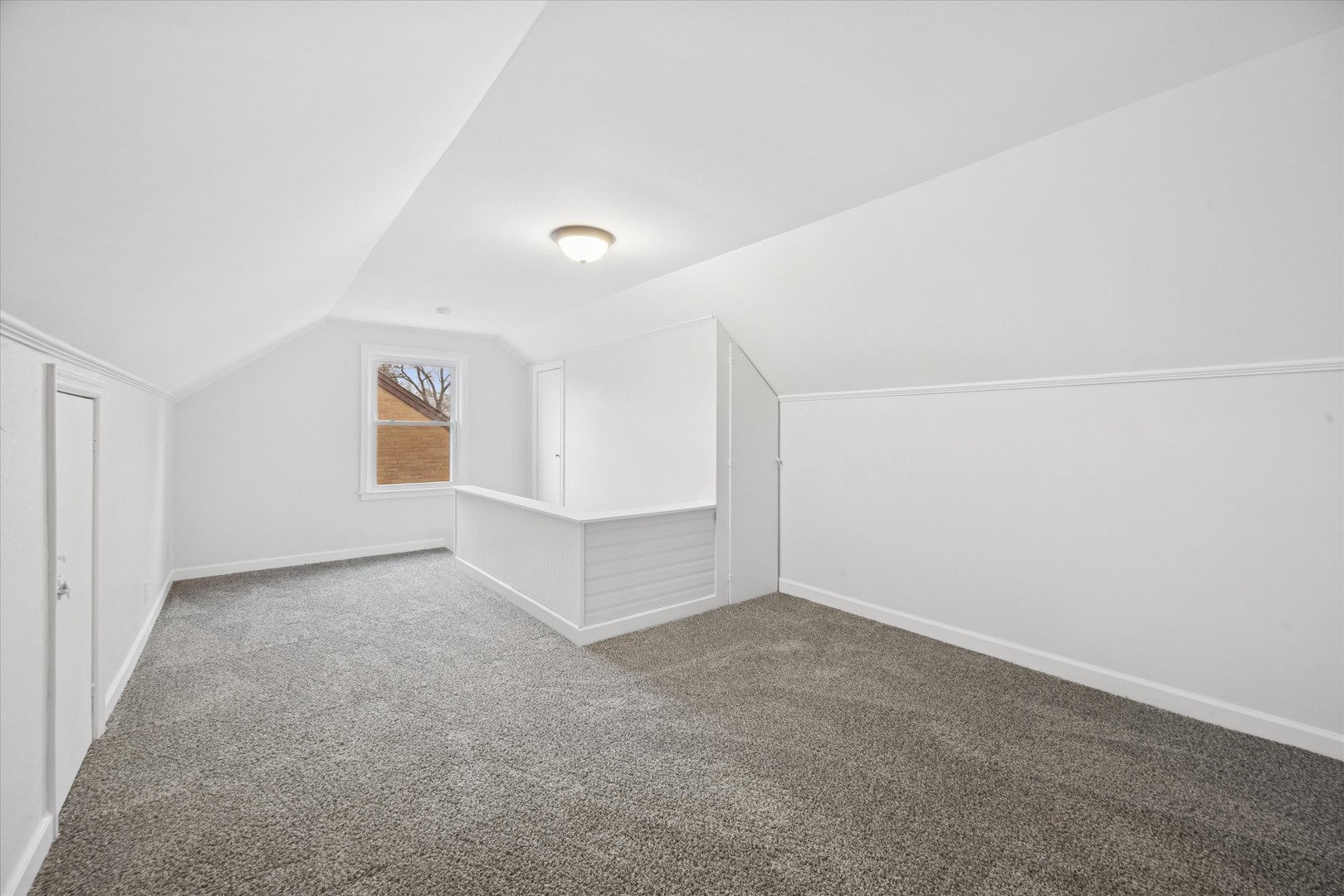 575 South Wall Street Kankakee, IL 60901 - Photo 17 of 28 an empty room with a empty space and windows