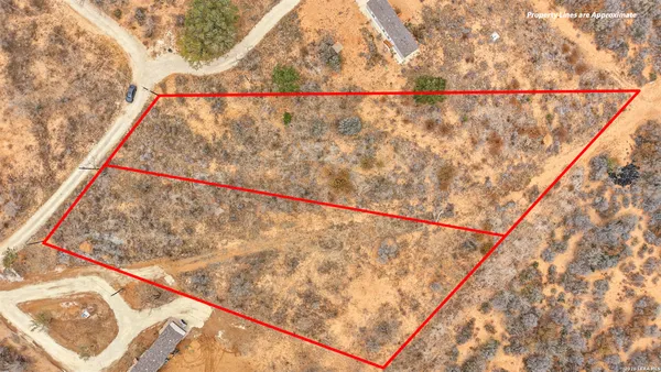 $47,500 | Tract B Pr 6623, Devine, TX 78016