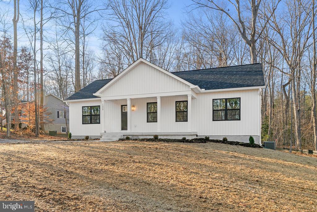 1339 Moody Town Road Bumpass, VA 23024 - Photo 58 of 63 a front view of house with yard