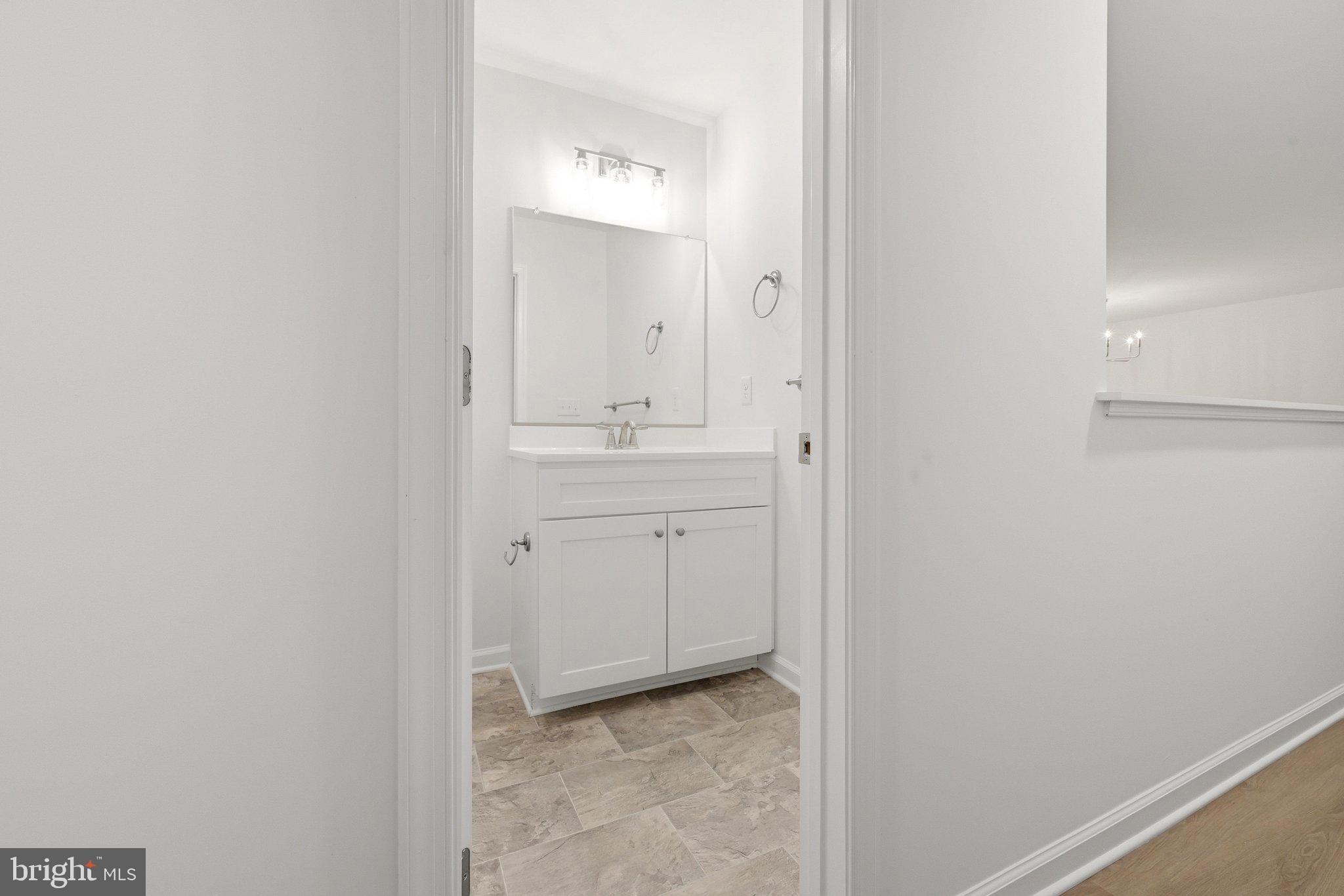 335 Windsong Road Harpers Ferry, WV 25425 - Photo 18 of 37 Bathroom