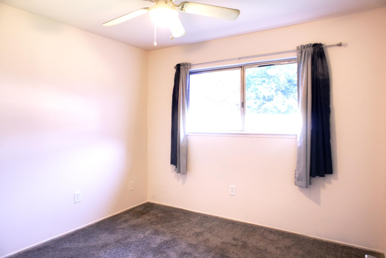 558 Perry Avenue Corcoran, CA 93212 - Photo 24 of 42 edit3rd Bed 2