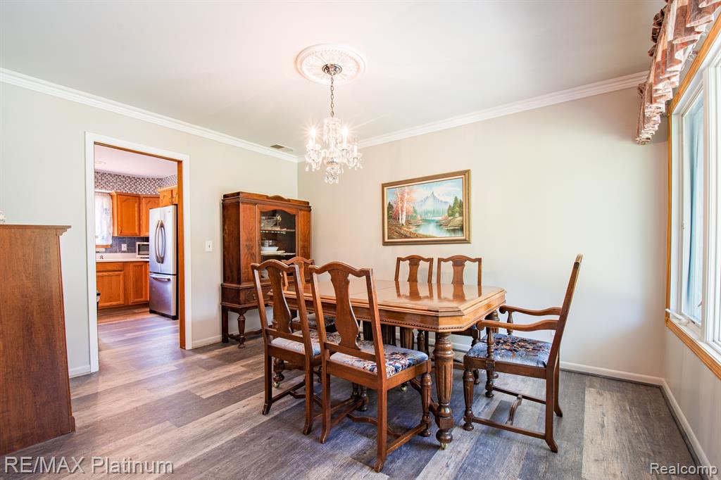 5417 Lobdell Road Fenton, MI 48430 - Photo 13 of 51