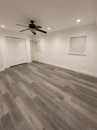 $2,500 | Undisclosed Address, Lindenhurst, NY 11757
