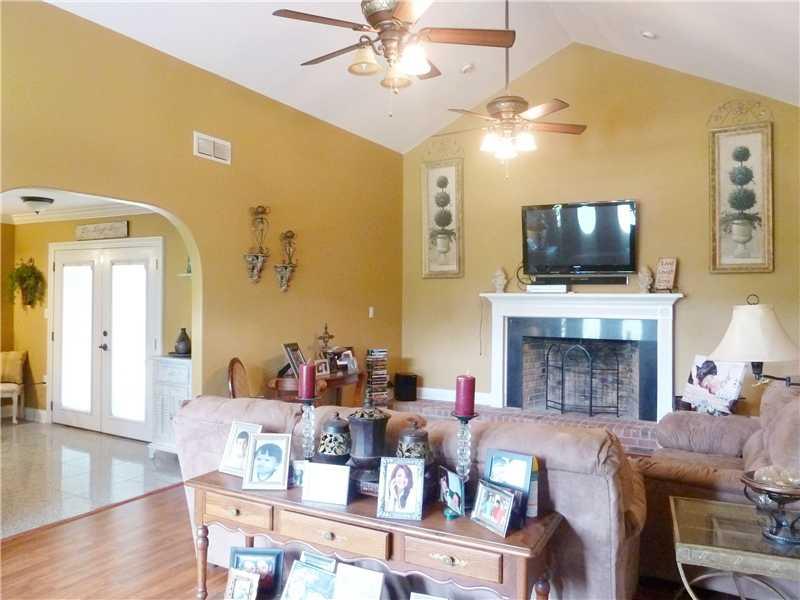 Gallery Image 6