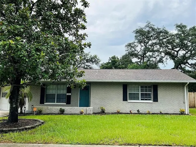 $2,000 | 703 Chadsworth Avenue, Seffner, FL 33584