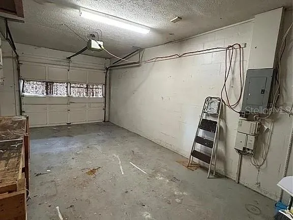 $2,000 | 703 Chadsworth Avenue, Seffner, FL 33584