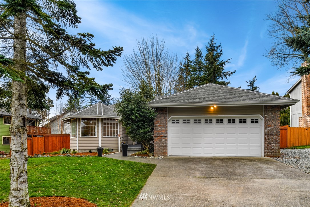 3697 Beazer Road Bellingham, WA 98226 - Photo 2 of 29