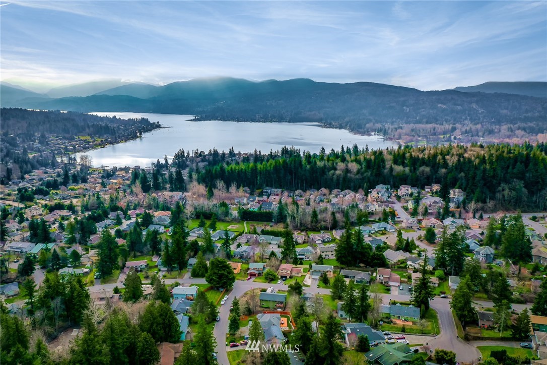 3697 Beazer Road Bellingham, WA 98226 - Photo 4 of 29