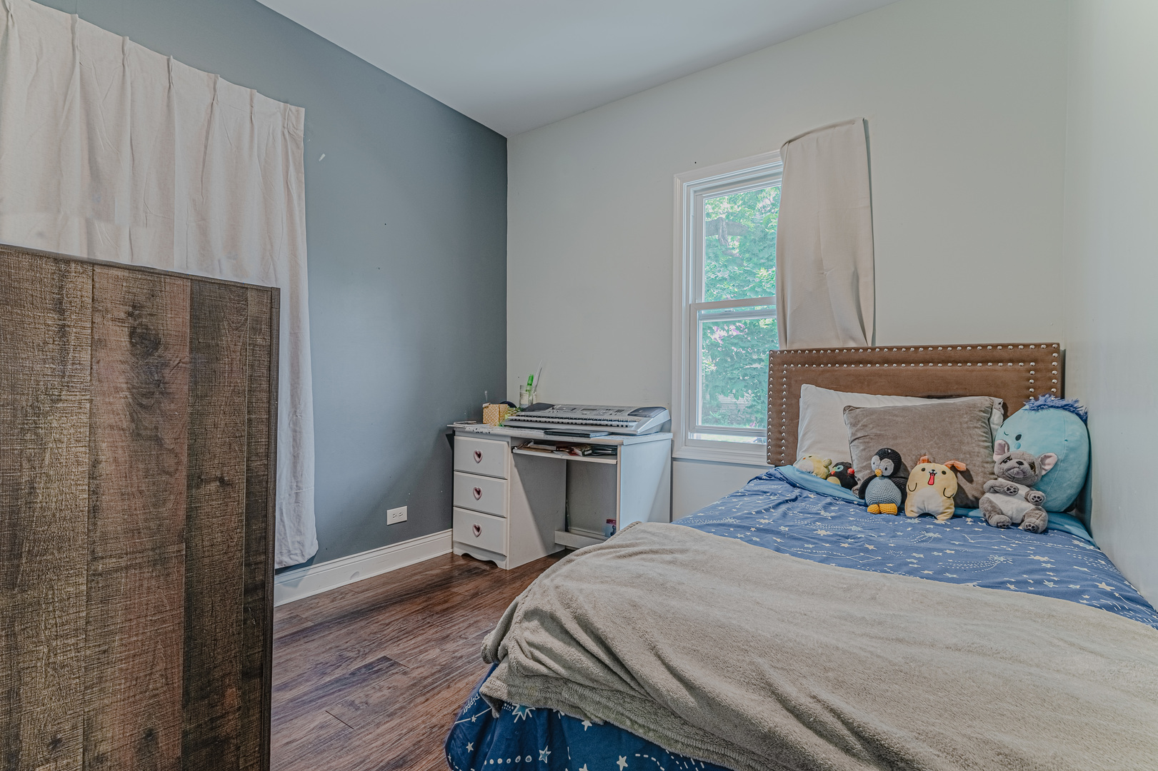 452 Addison Street Elgin, IL 60120 - Photo 12 of 28 Gallery Image 12