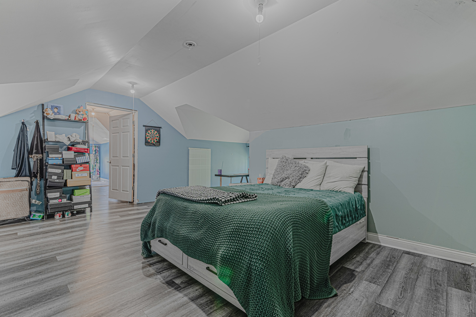 452 Addison Street Elgin, IL 60120 - Photo 13 of 28 Gallery Image 13
