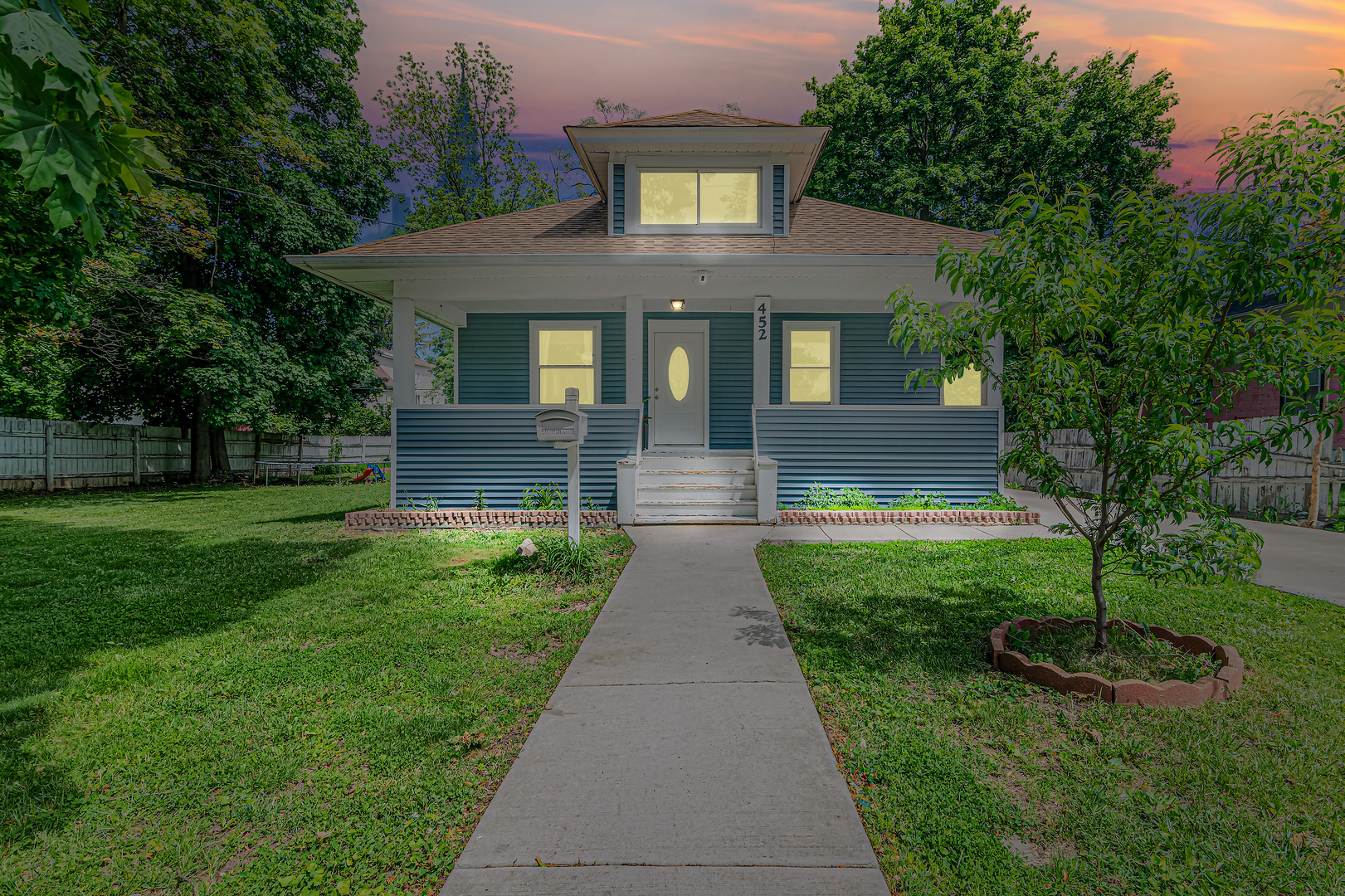 452 Addison Street Elgin, IL 60120 - Photo 25 of 28 Gallery Image 25