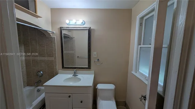 $1,500 | 1955 Taylor Street, Unit 1, Hollywood, FL 33020