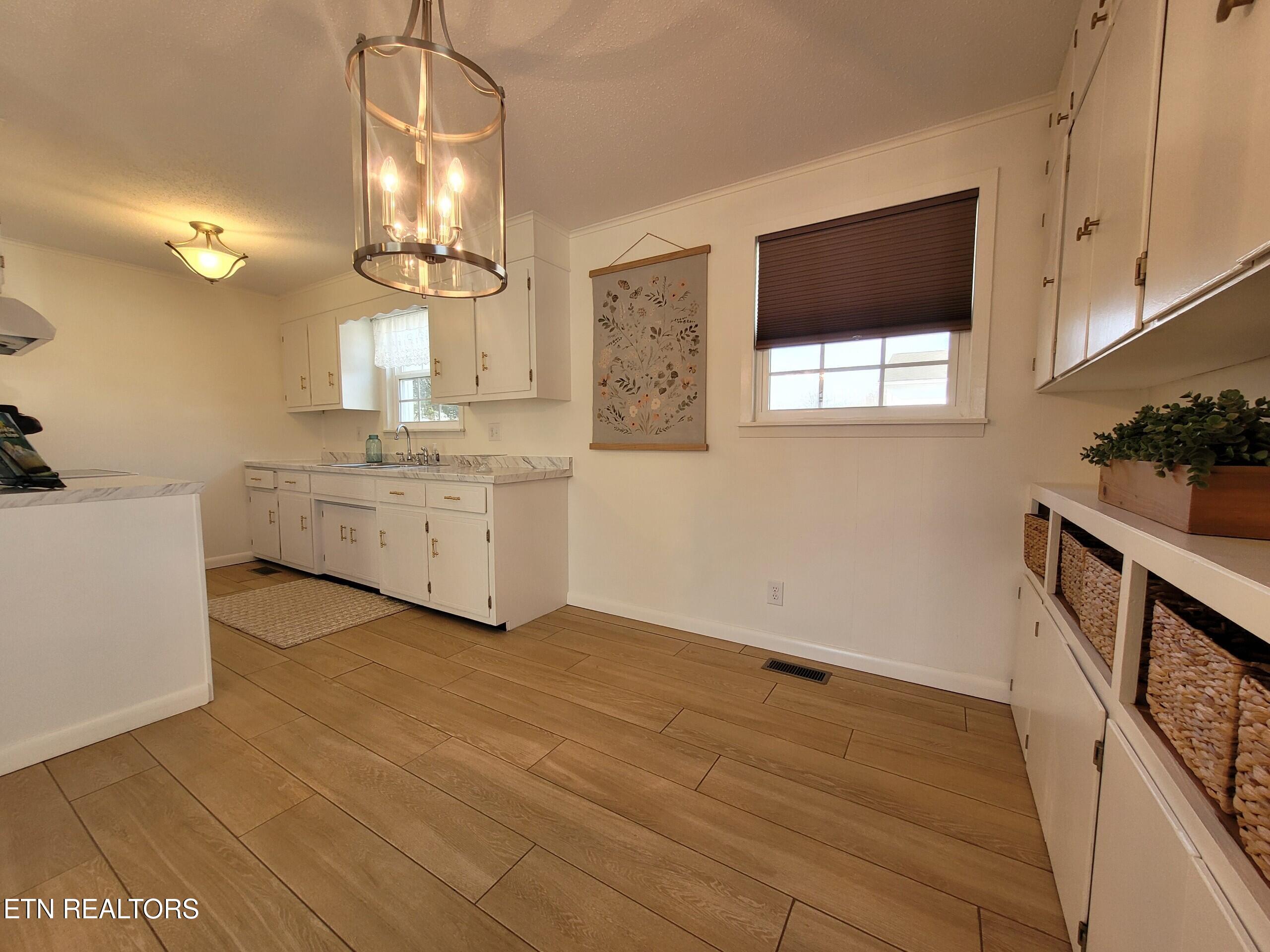 3549 Montvale Road Maryville, TN 37803 - Photo 6 of 25 1000031485