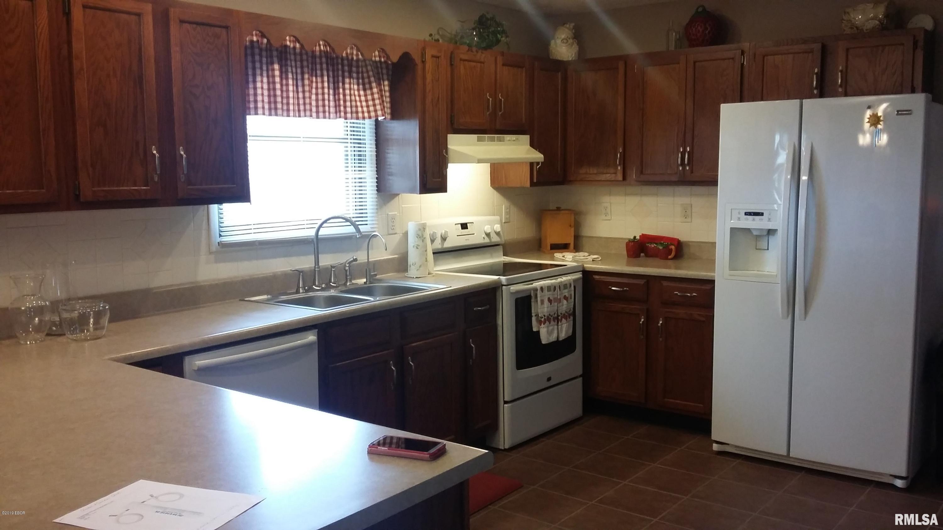 1145 Telephone Road Galatia, IL 62935 - Photo 16 of 50 Gallery Image 16