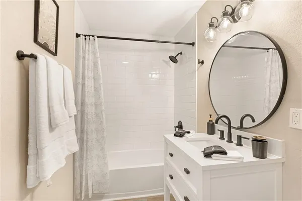 $605,000 | 1215 East North Street, Tampa, FL 33604