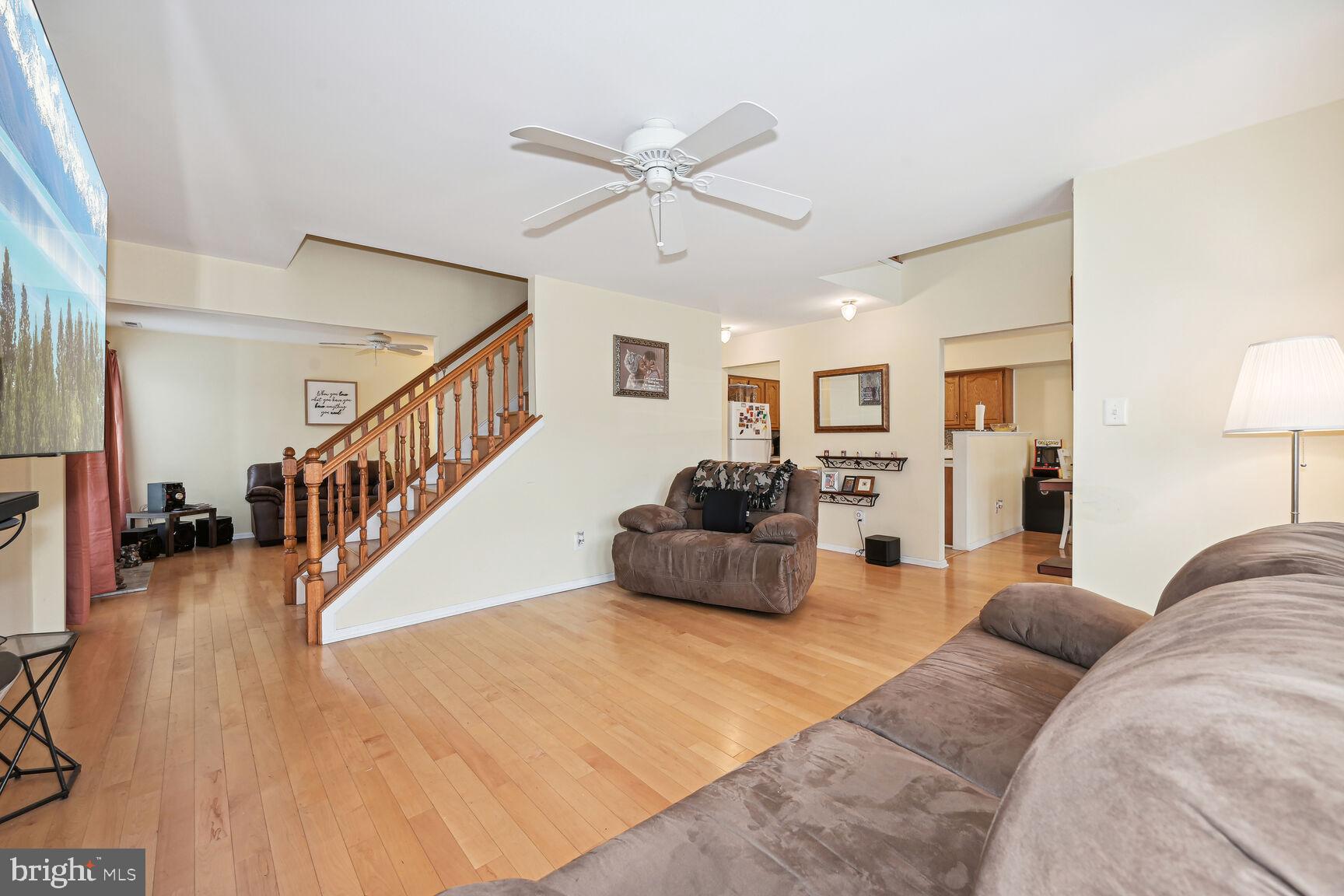 114 Cinnamon Road Thorofare, NJ 08086 - Photo 6 of 30 Family Room