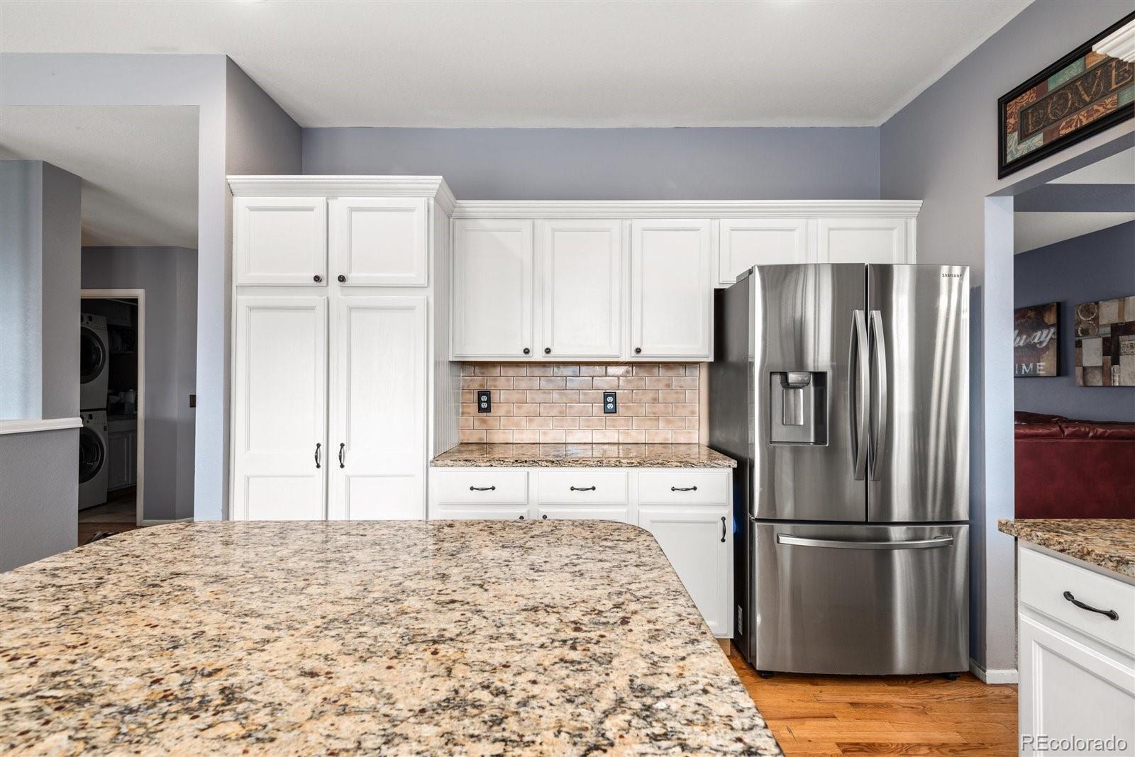 1644 Spring Water Place Highlands Ranch, CO 80129 - Photo 8 of 38