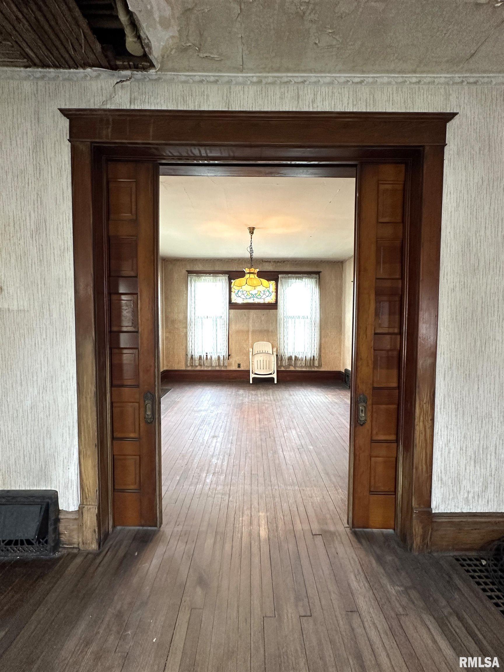 144 Sumner Street Galesburg, IL 61401 - Photo 16 of 58