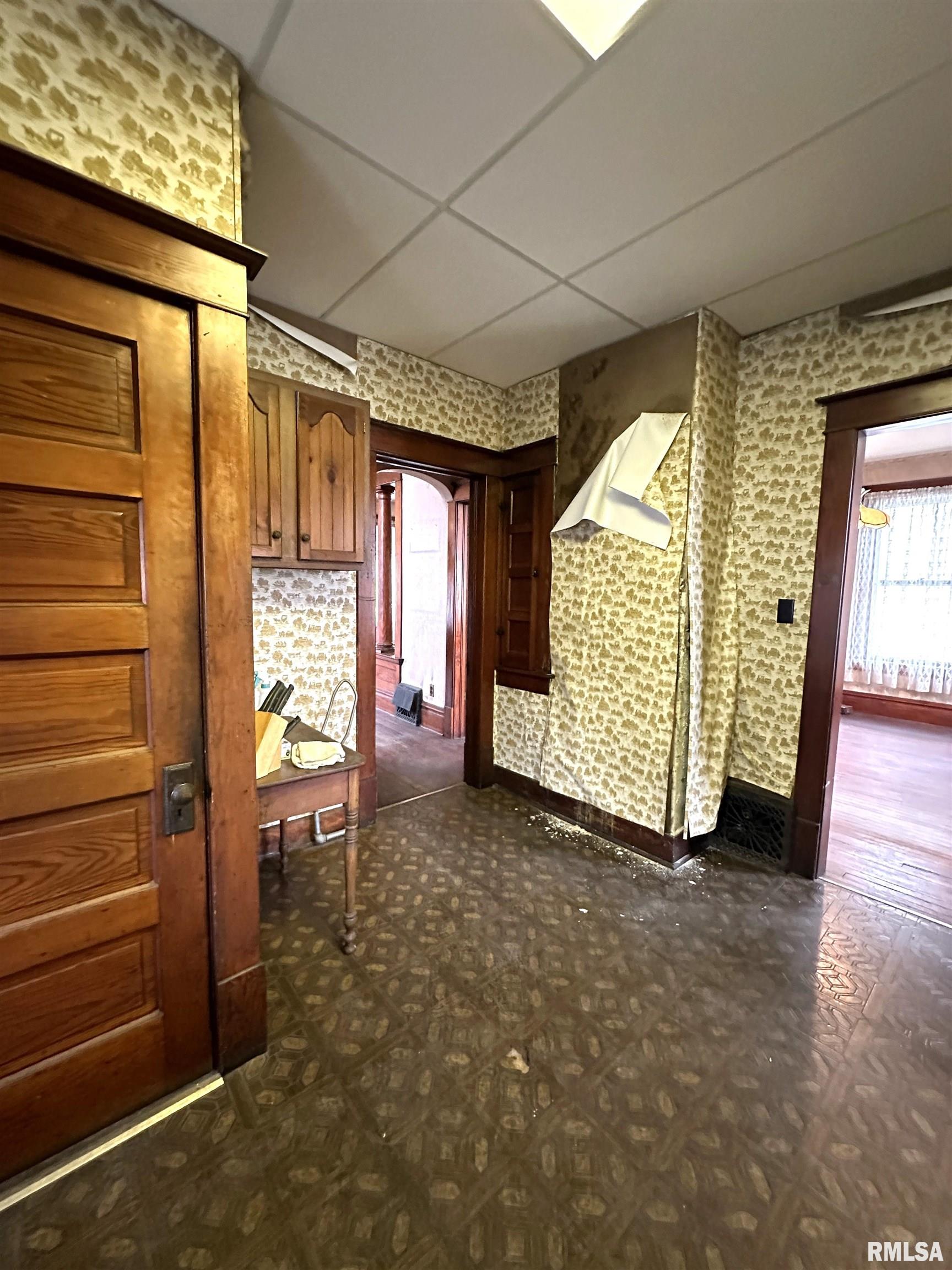 144 Sumner Street Galesburg, IL 61401 - Photo 23 of 58