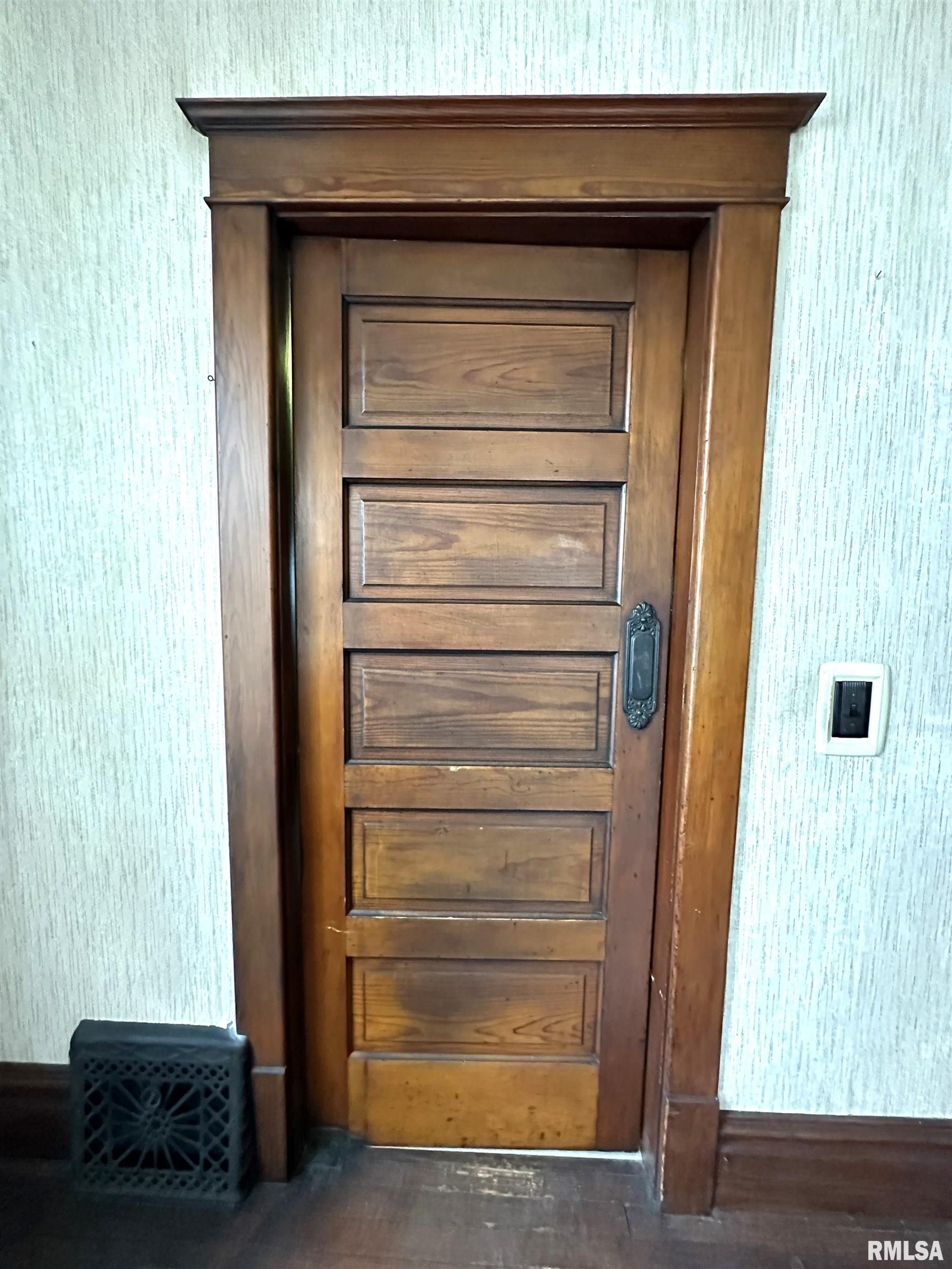 144 Sumner Street Galesburg, IL 61401 - Photo 26 of 58