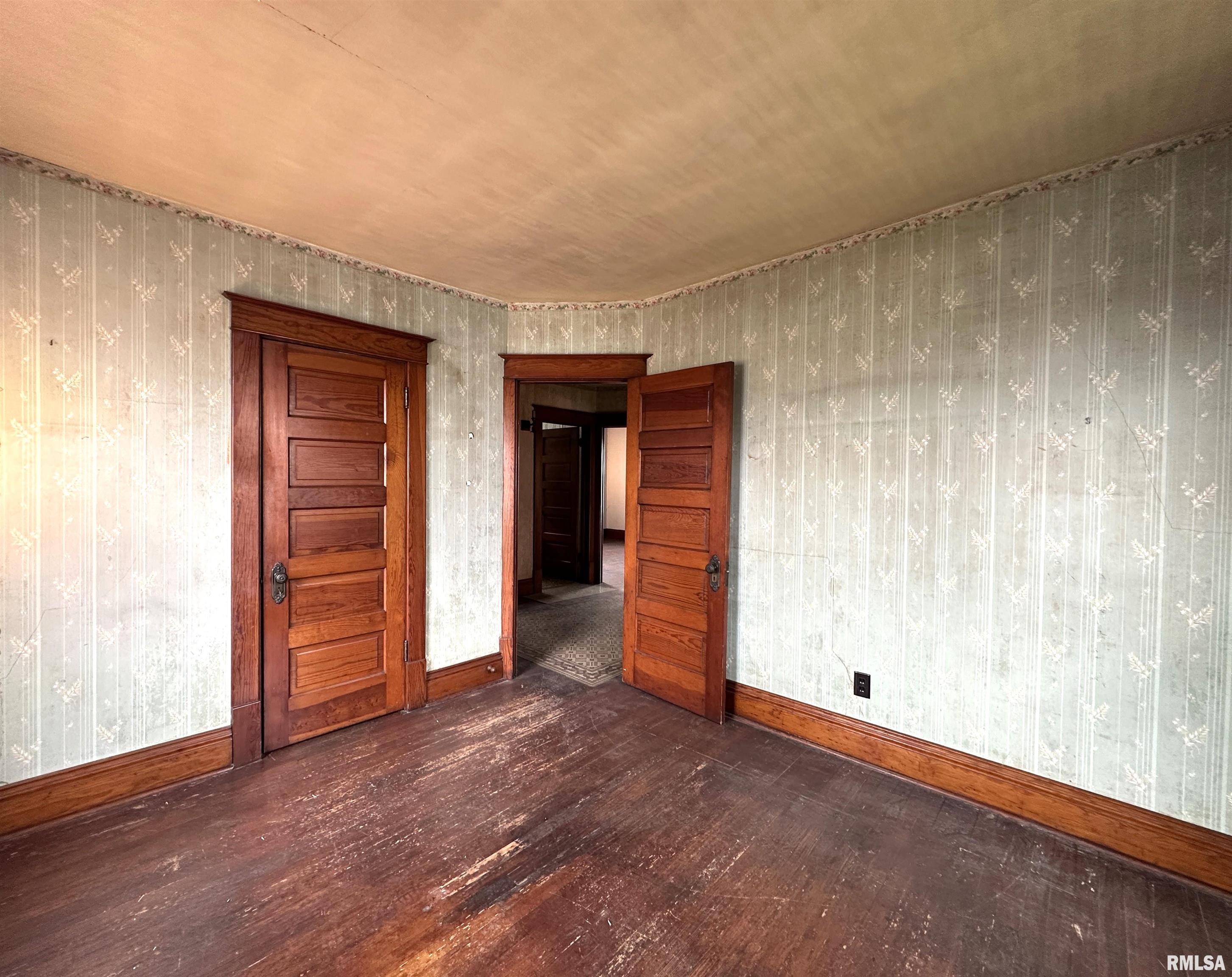 144 Sumner Street Galesburg, IL 61401 - Photo 40 of 58