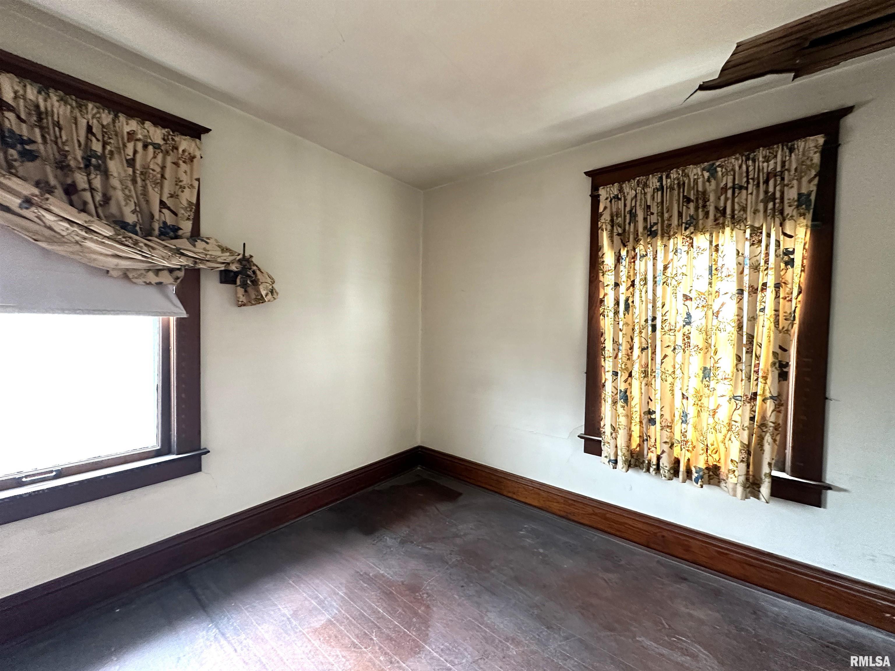 144 Sumner Street Galesburg, IL 61401 - Photo 43 of 58