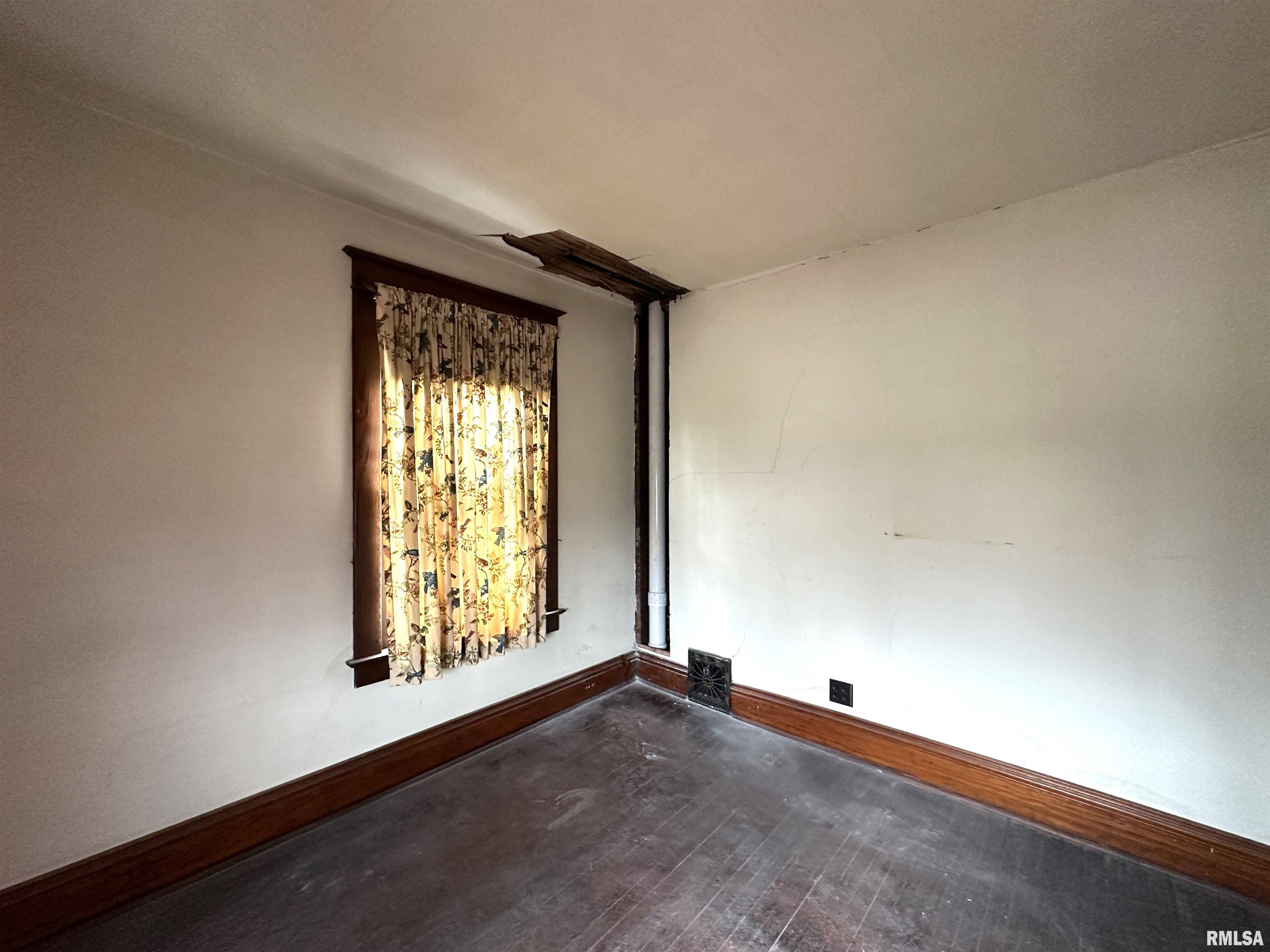 144 Sumner Street Galesburg, IL 61401 - Photo 44 of 58