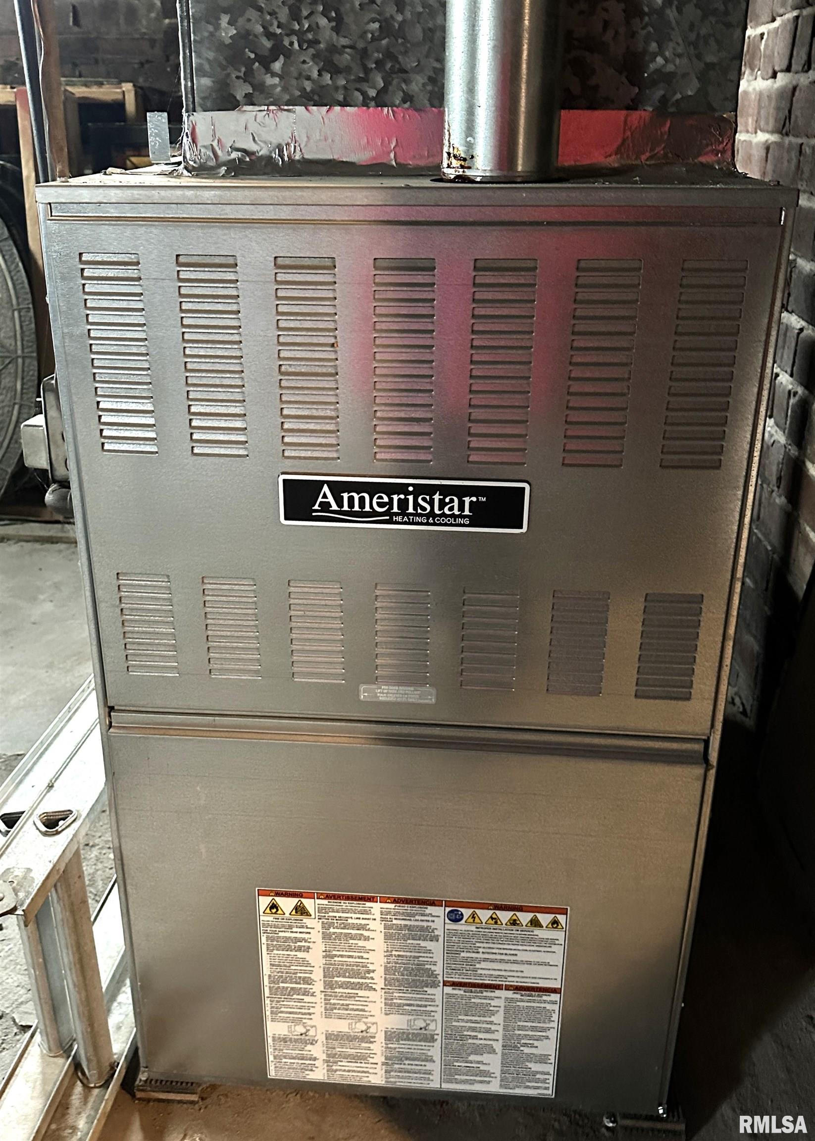 144 Sumner Street Galesburg, IL 61401 - Photo 58 of 58