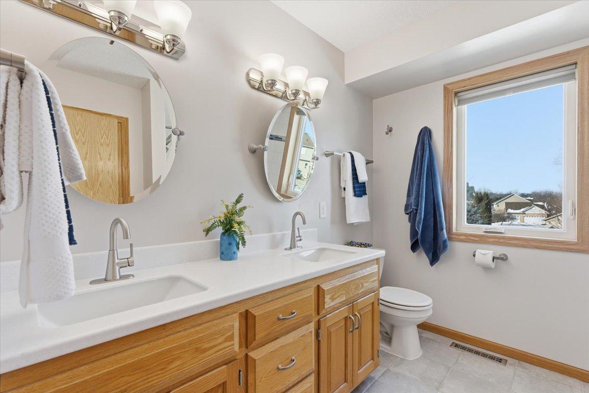 17892 Impala Path Lakeville, MN 55044 - Photo 9 of 75