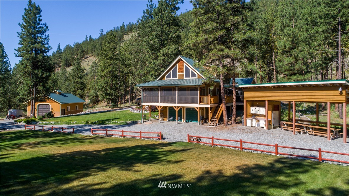 1561 Cagle Gulch Road Chelan, WA 98816 - Photo 1 of 25 Gallery Image 1