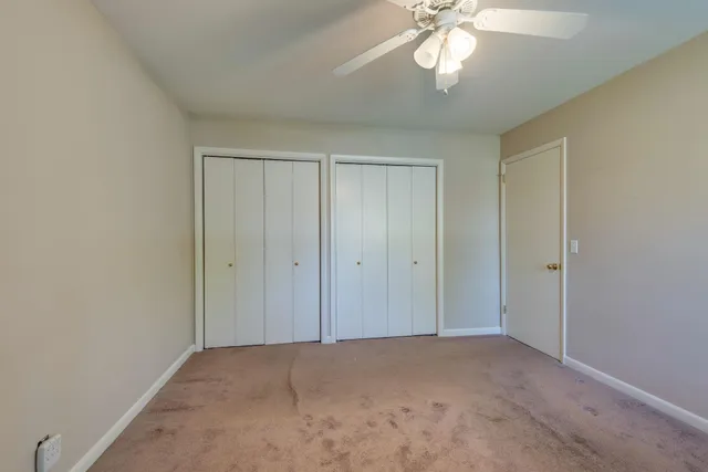 a view of empty room with window