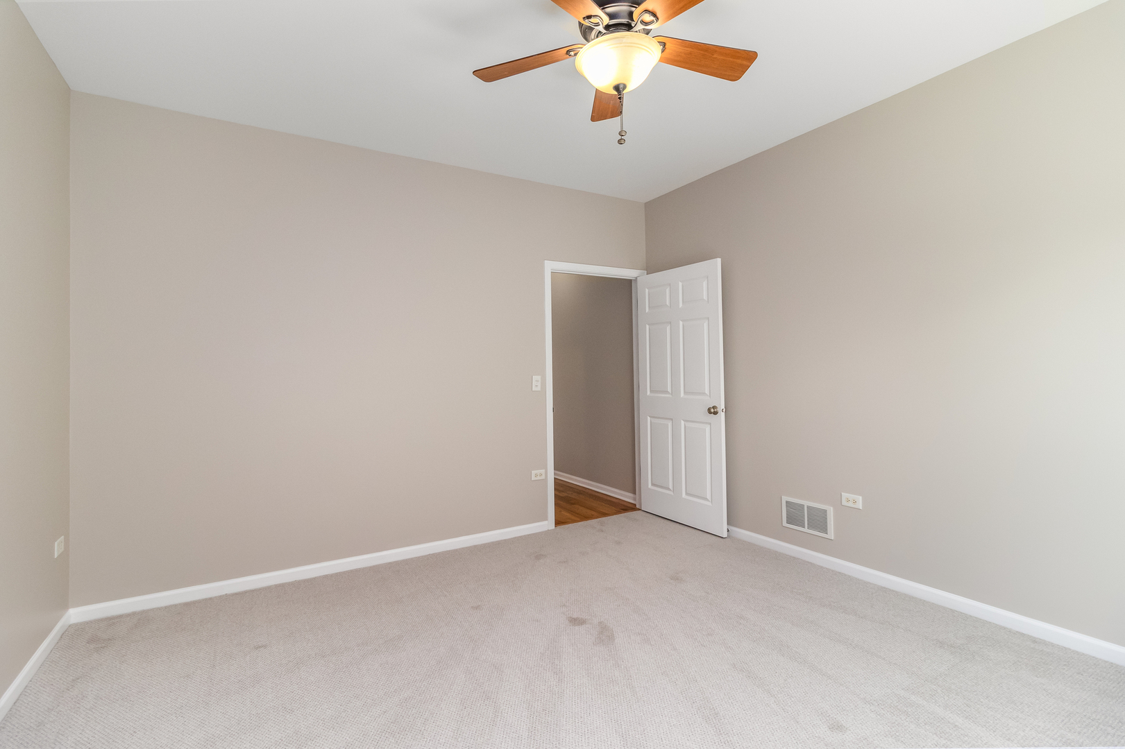 1272 Twilight Way Bolingbrook, IL 60490 - Photo 14 of 34