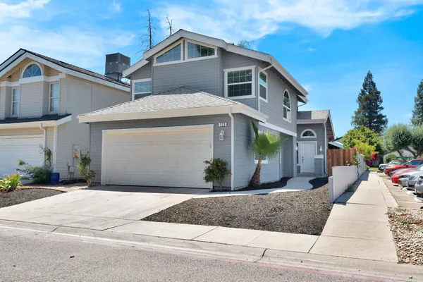 $349,000 | 3065 North Marty Avenue, Unit 129, Fresno, CA 93722