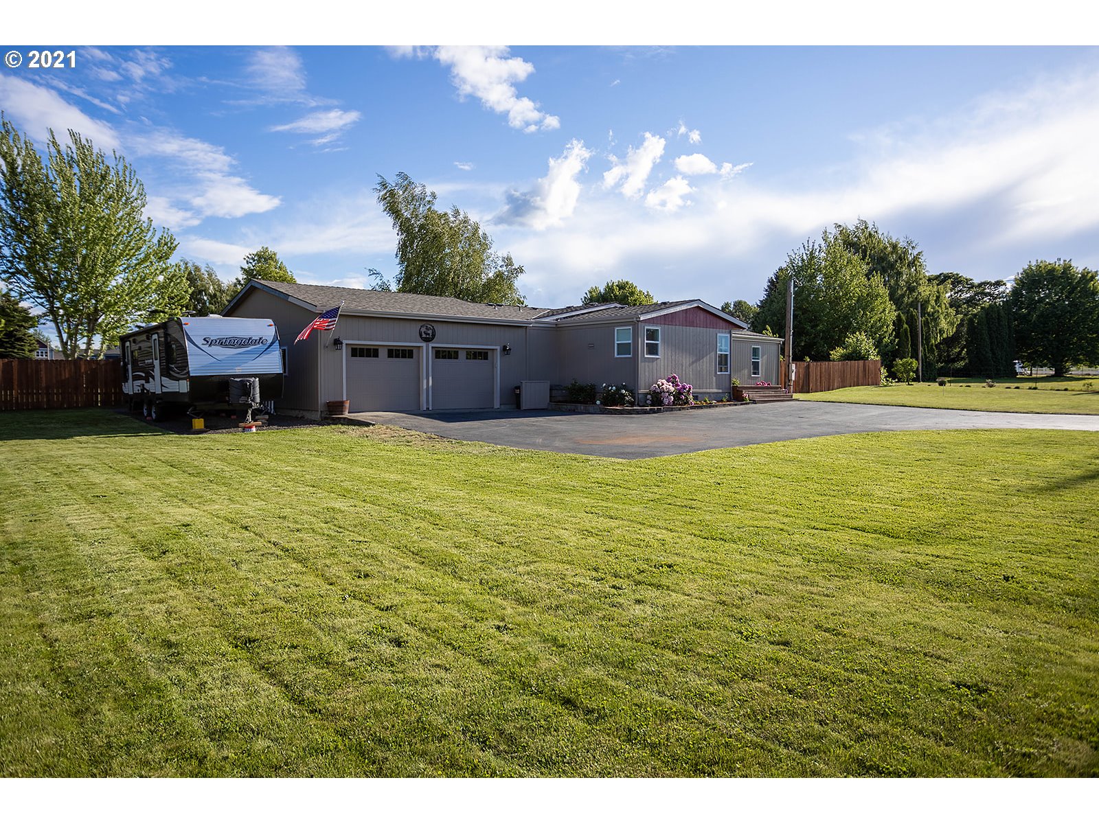 1511 Tucker Road Hood River, OR 97031 - Photo 30 of 32
