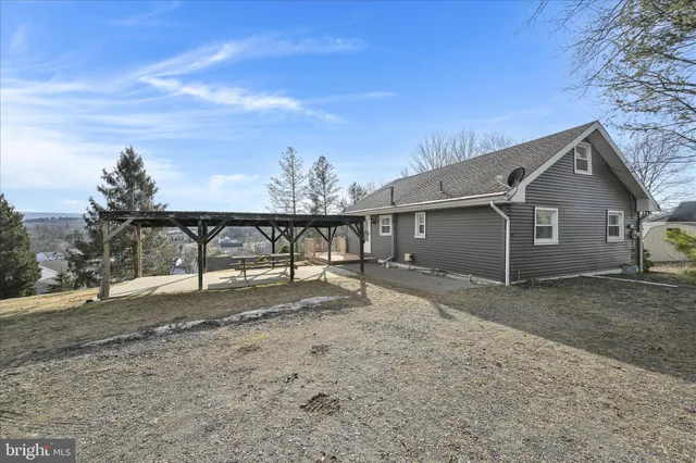 $240,000 | 1881 Running Deer Drive, Auburn, PA 17922