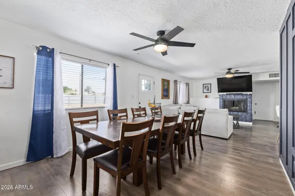 $392,430 | 2940 West Las Palmaritas Drive, Phoenix, AZ 85051