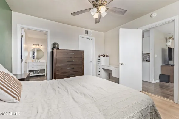 $392,430 | 2940 West Las Palmaritas Drive, Phoenix, AZ 85051