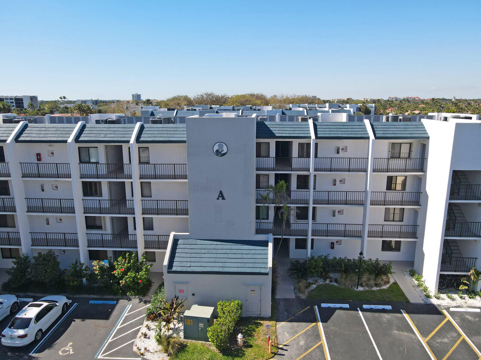 1605 Highway 1, Unit A308 Jupiter, FL 33477 - Photo 29 of 39 12_Aerial_12_mls