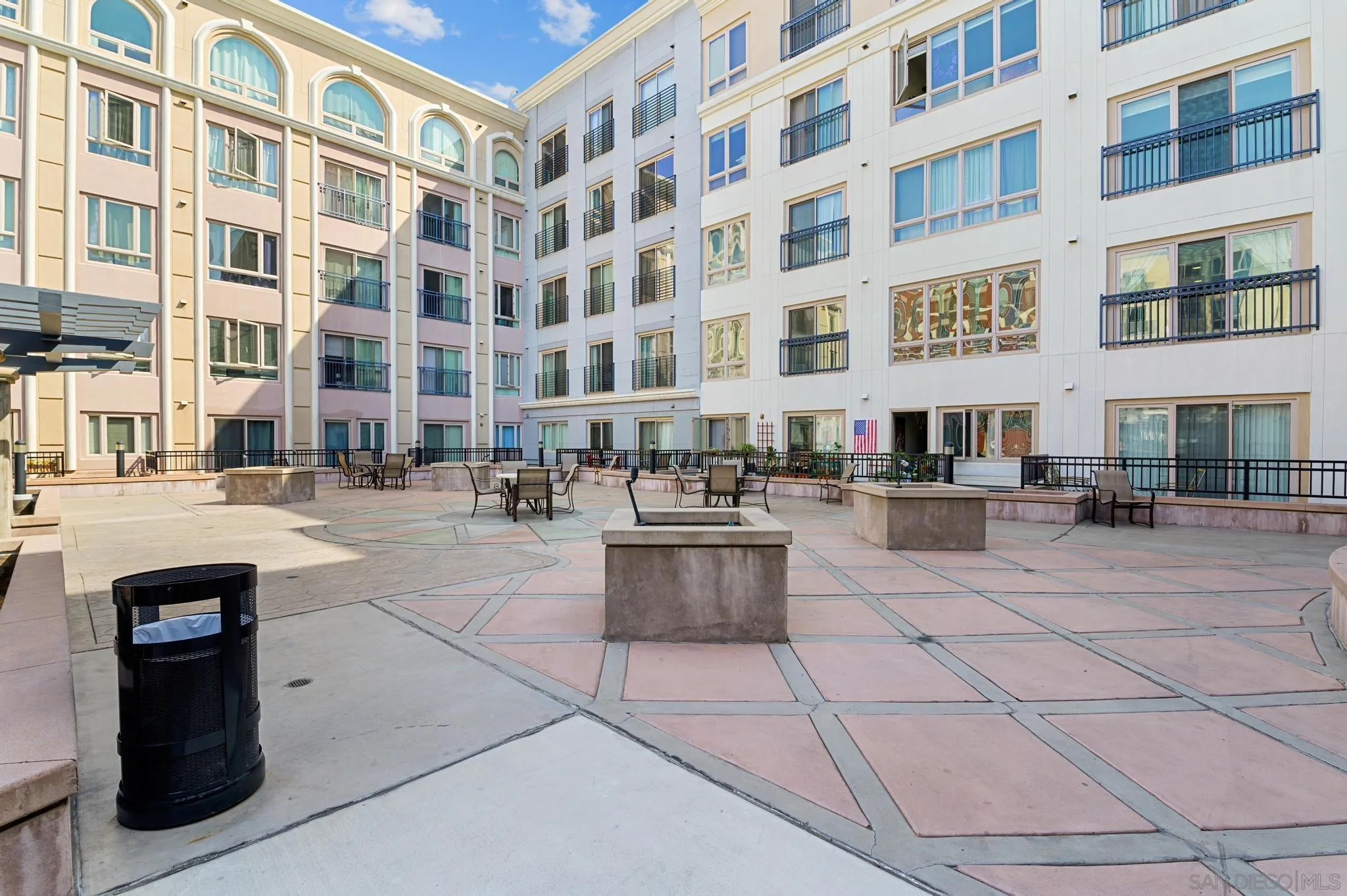 450 J Street, Unit 4121 San Diego, CA 92101 - Photo 20 of 22 a view of building with outdoor space