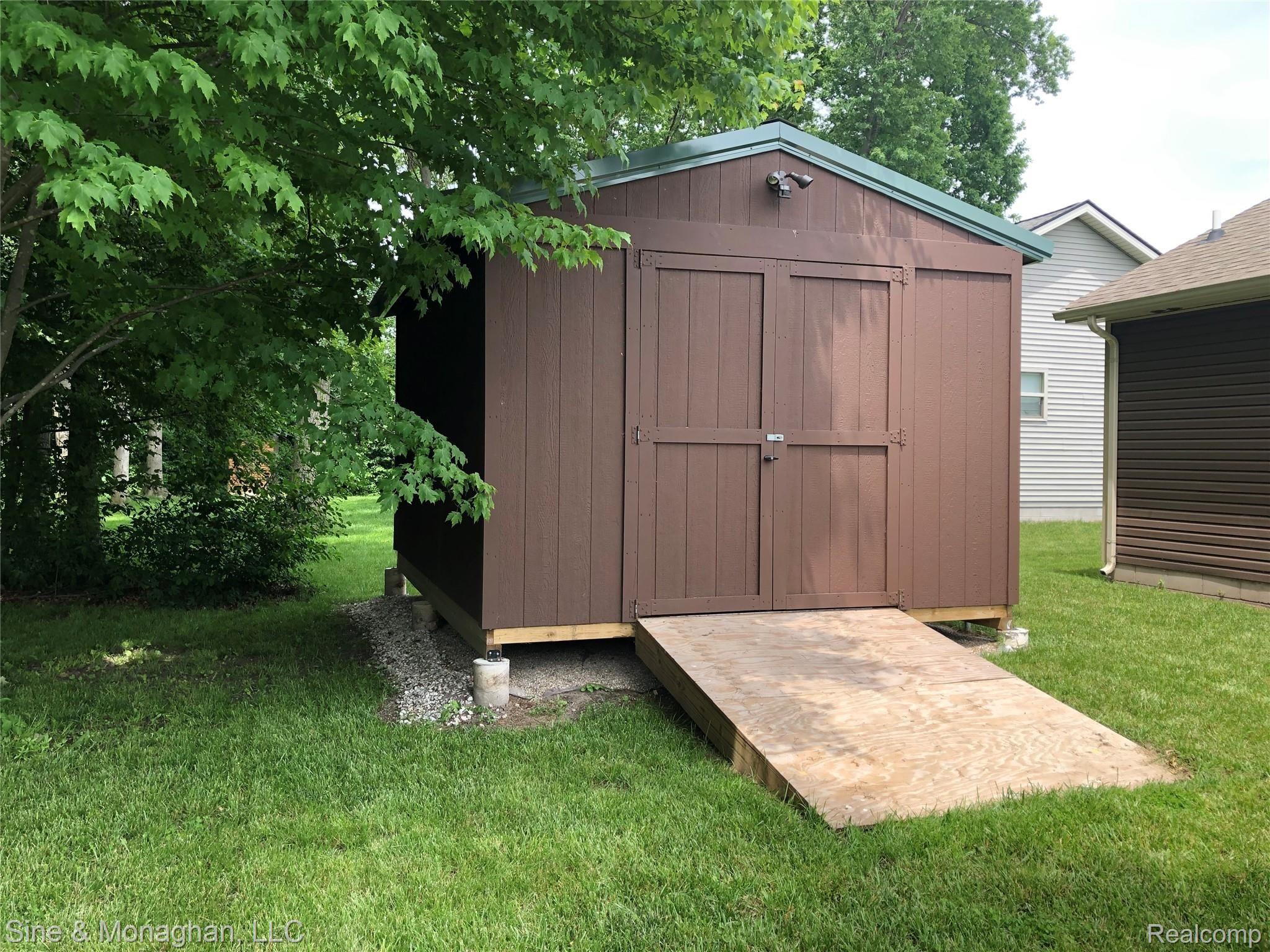 9526 Amy Road Algonac, MI 48001 - Photo 34 of 39 34.JPG