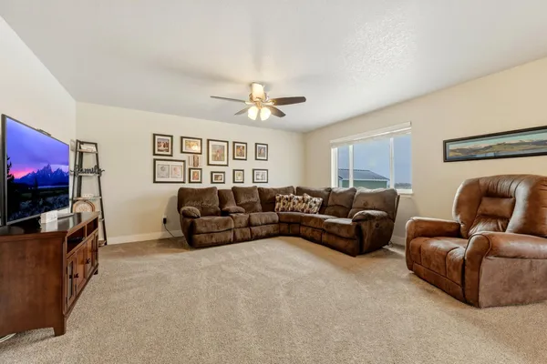 $549,999 | 105 Coyote Court, Buffalo, WY 82834