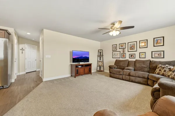 $549,999 | 105 Coyote Court, Buffalo, WY 82834