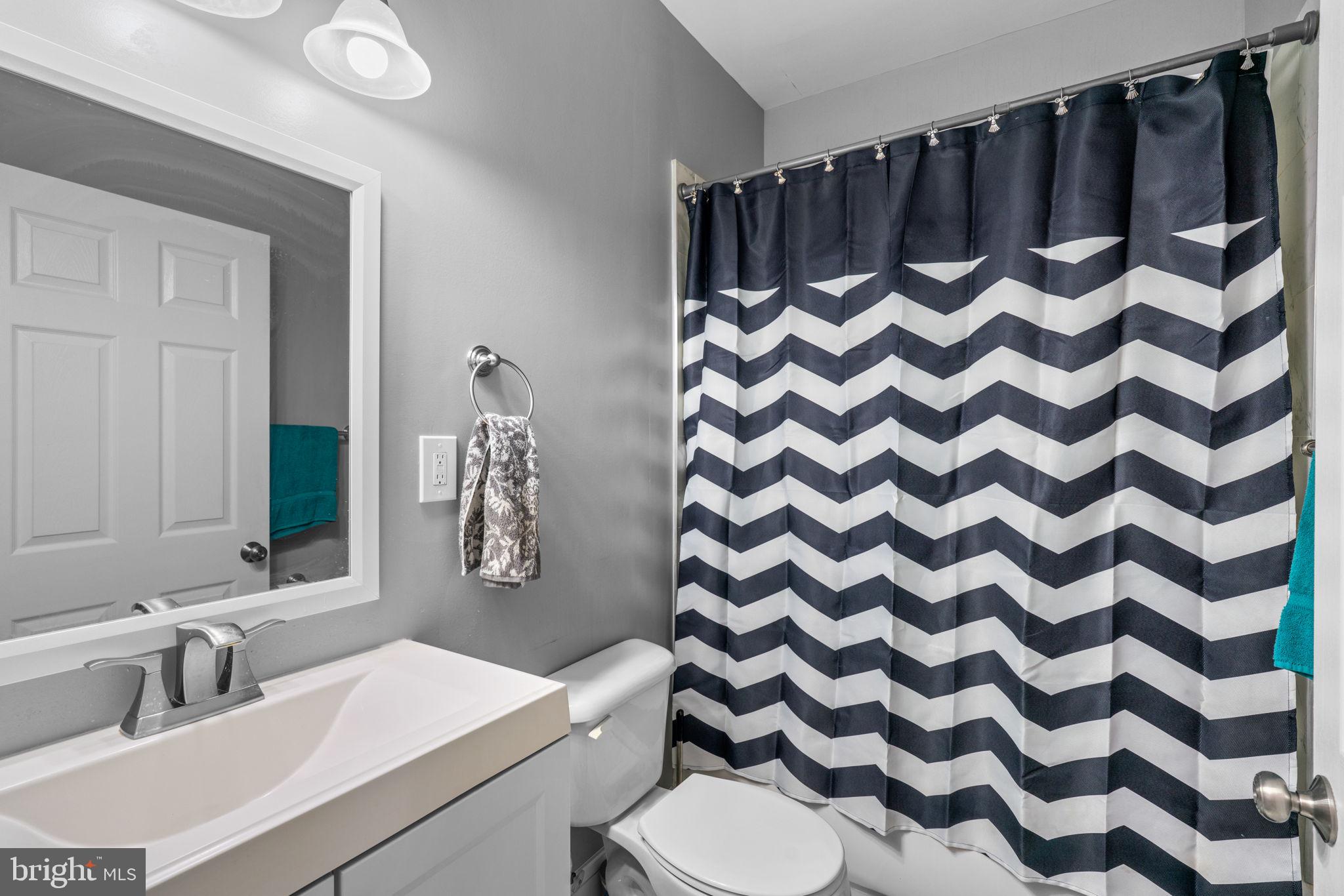 507 Savage Street Baltimore, MD 21224 - Photo 14 of 26 Full Bath